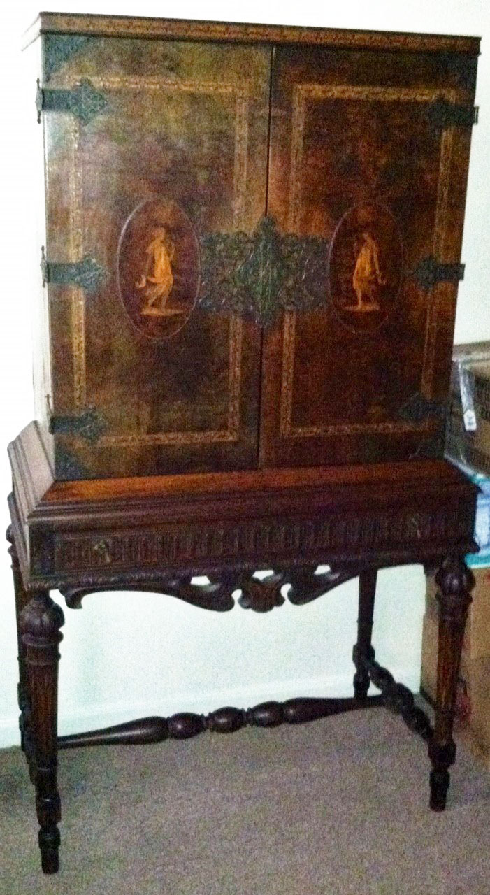 The Catoctin Banner. Emmitsburg Antique Mall